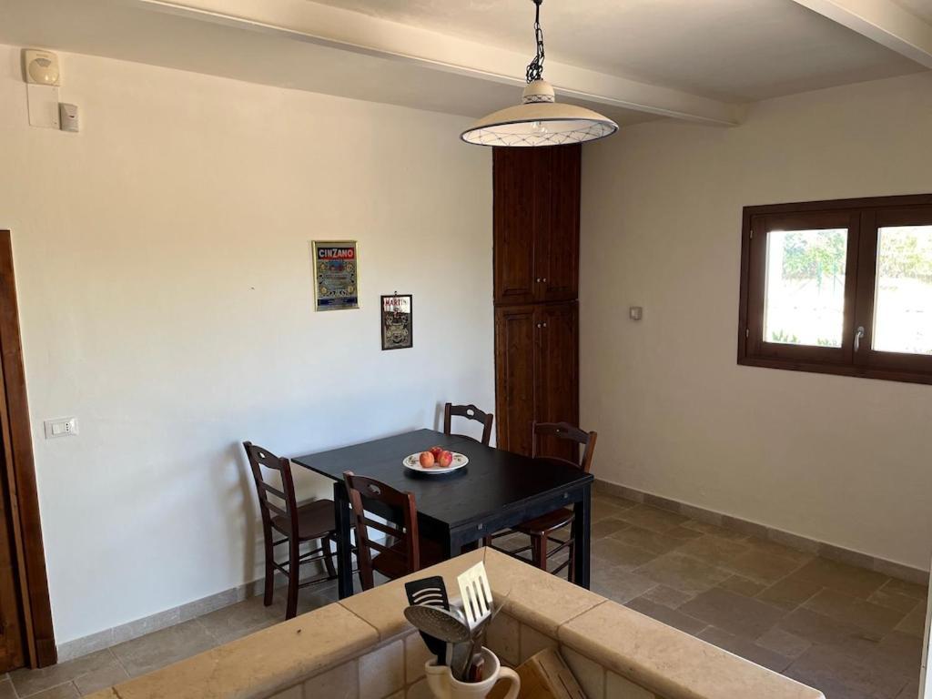 Casa Giuliveto - Charmantes Ferienhaus Mit Privatpool In Olivenhain Остуни Экстерьер фото